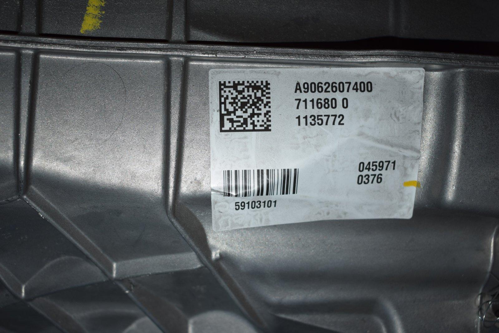 Mercedes-Benz Sprinter Manual Transmission - Image 3