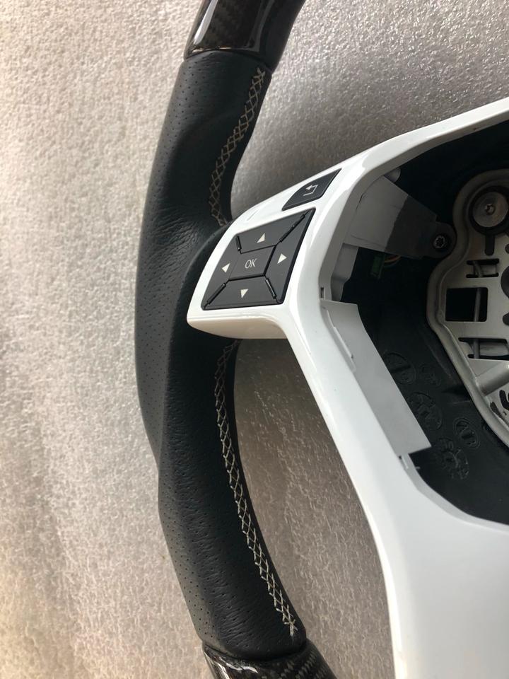 Carbon Steering Wheel for Mercedes W204 / C204 / S204 — Designo Style - Image 5