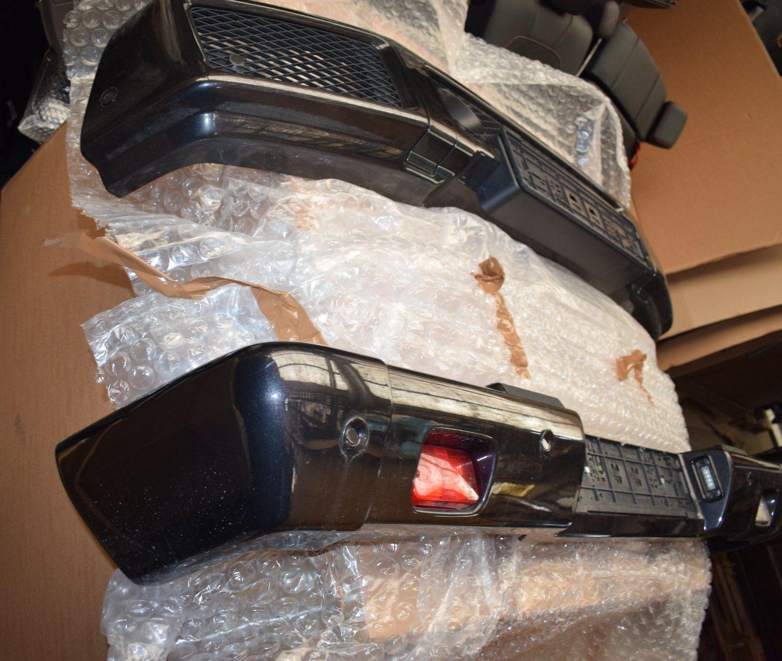 Mercedes-Benz G-Class W463 Parts Package — G350 CDI — Body, Engine, Interior, Wiring, Axles — As New (100 km) - Image 12