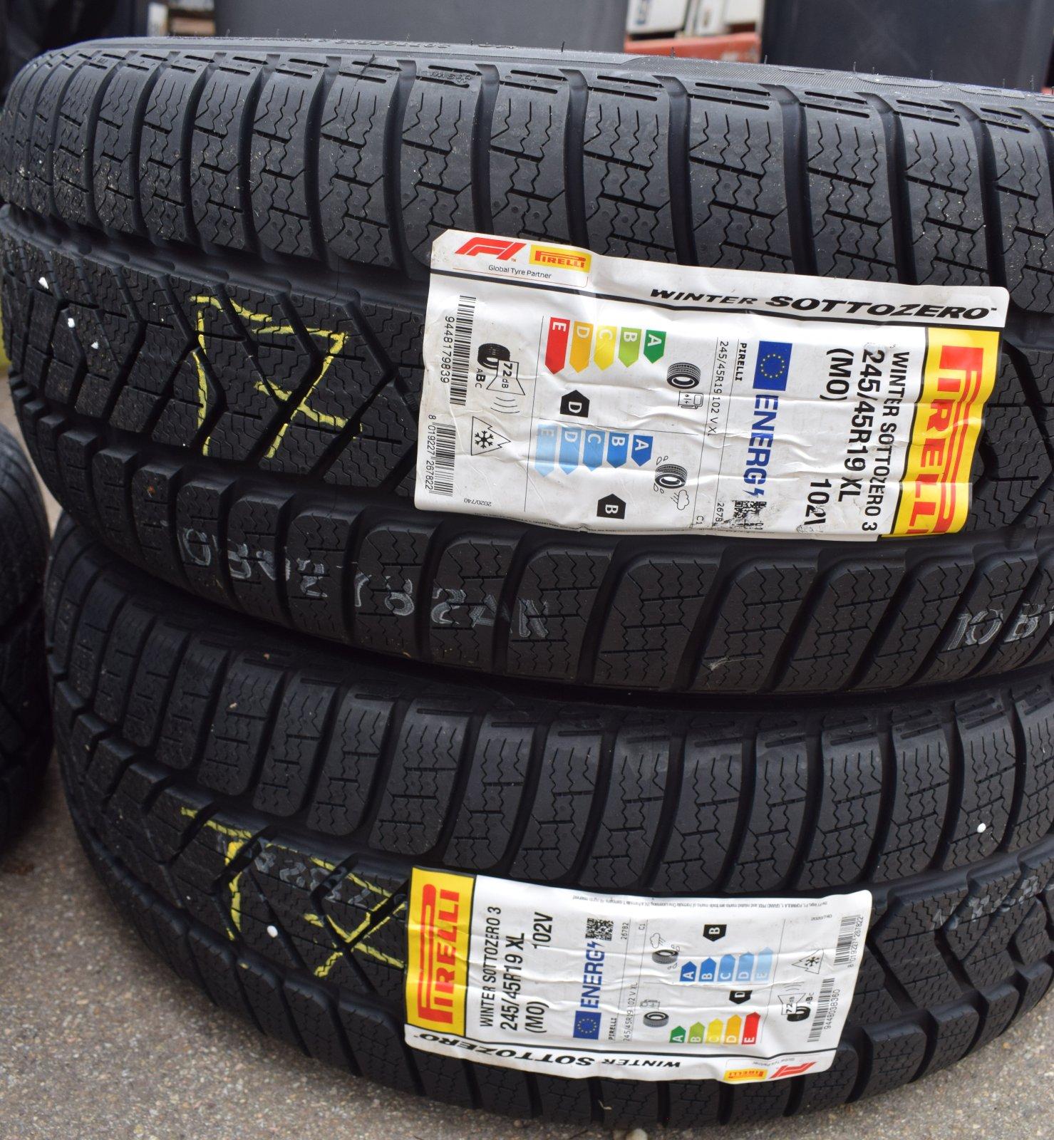 Mercedes W447 19″ AMG Wheels