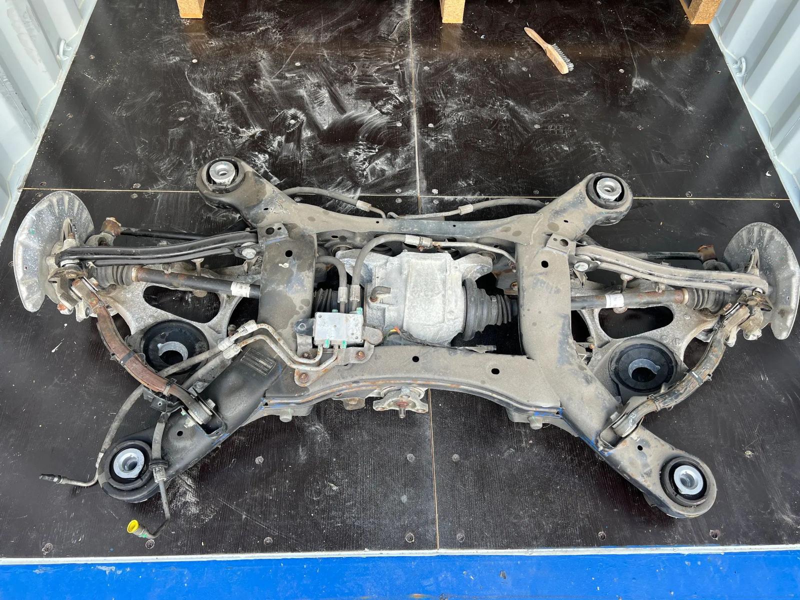 Mercedes-Benz W166 GLE-Coupé Rear Axle with Differential - Image 10