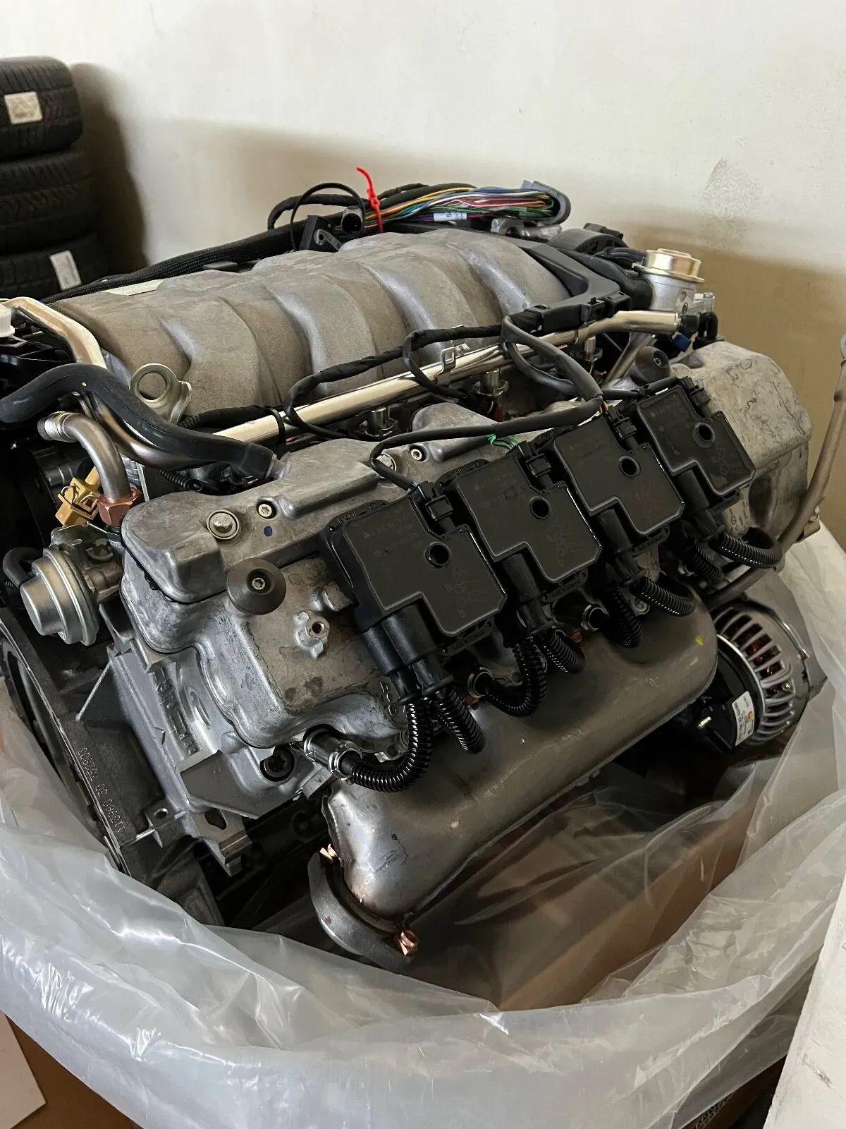 Mercedes-Benz M113 V8 Engine - Image 11