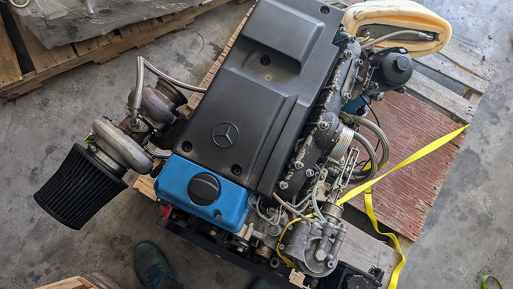 Mercedes-Benz OM605 Turbo Engine