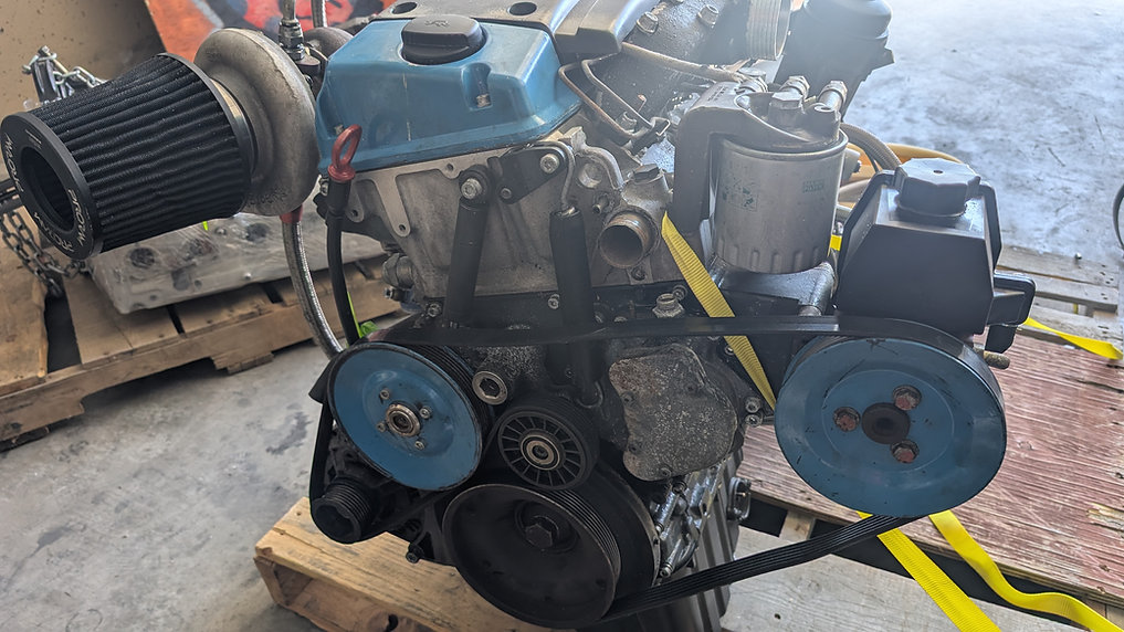 Mercedes-Benz OM605 Turbo Engine - Image 6