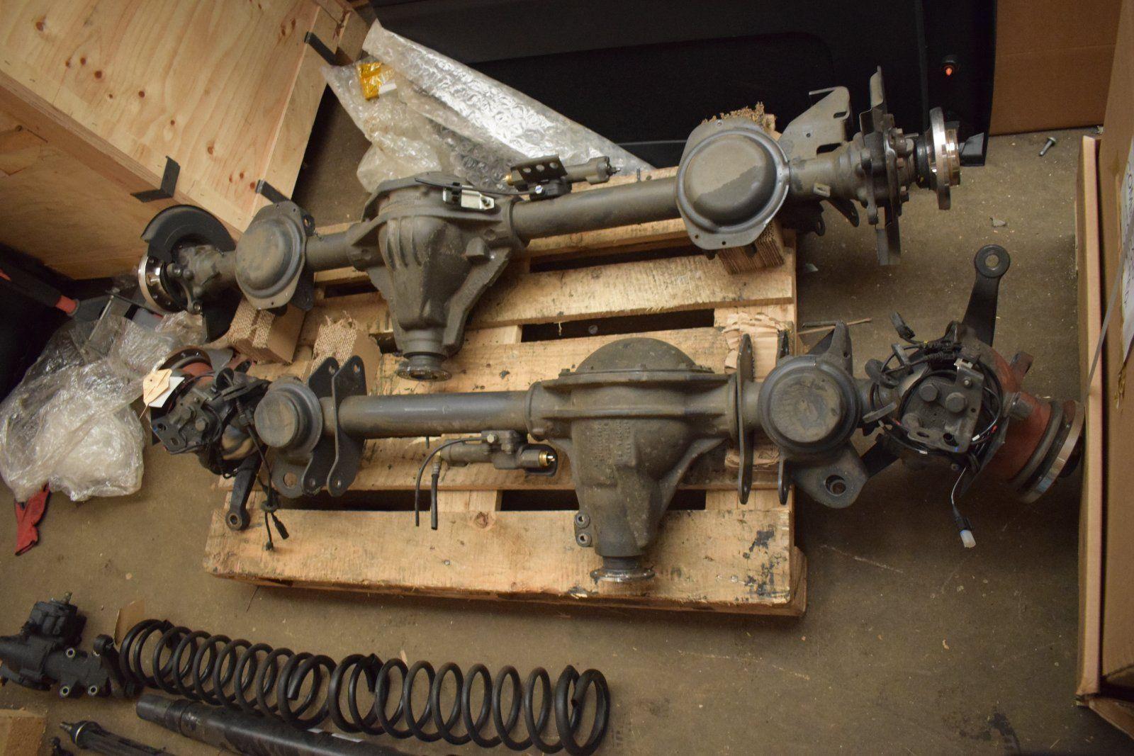 Mercedes-Benz G-Class W463 Parts Package — G350 CDI — Body, Engine, Interior, Wiring, Axles — As New (100 km) - Image 7