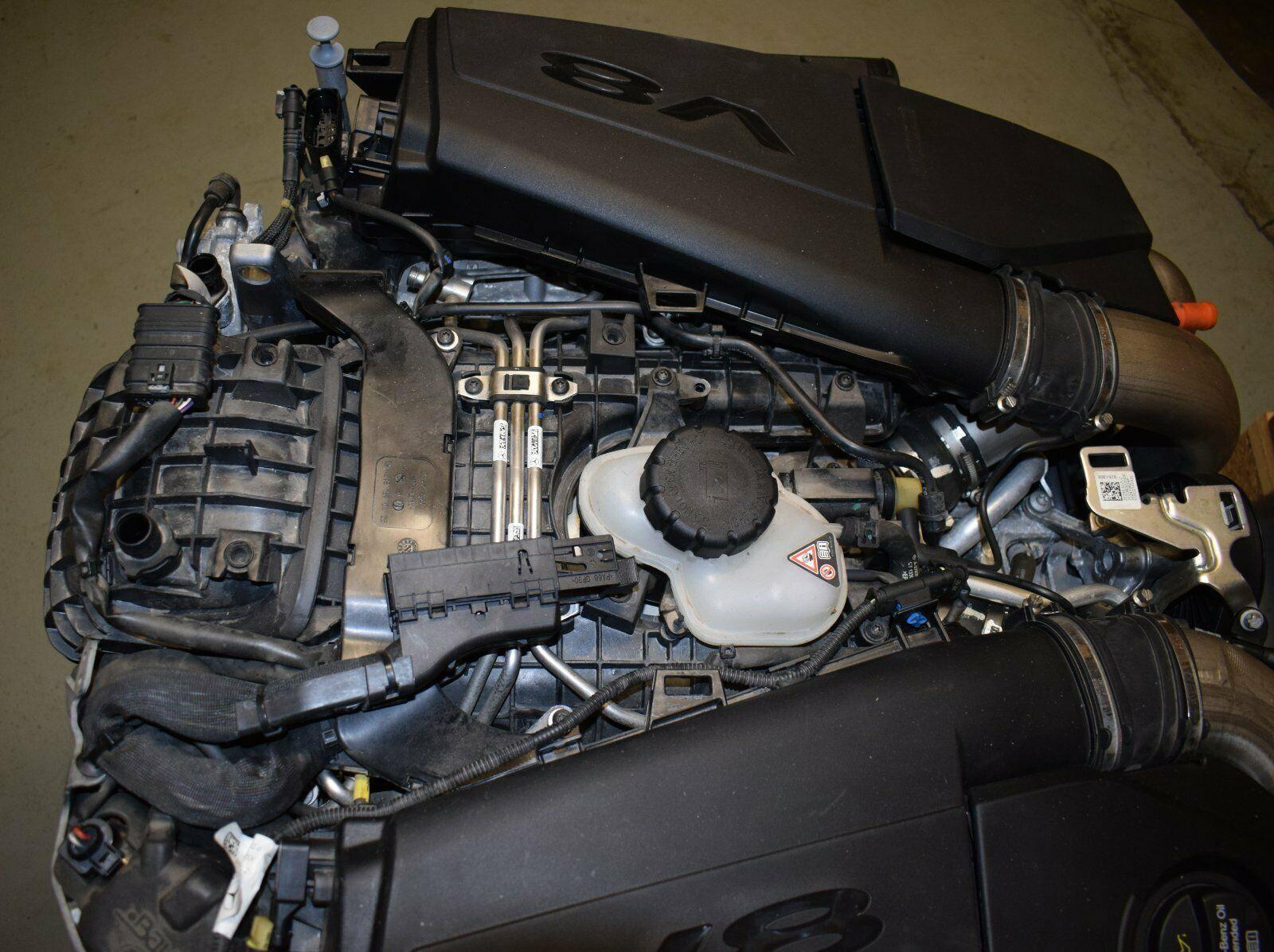 Mercedes W222 S-Class / Maybach 500 4MATIC Engine - Image 4