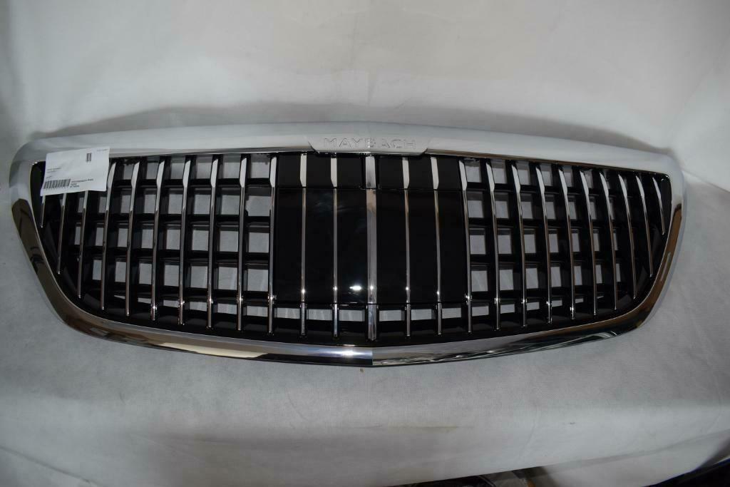 Mercedes Maybach Grille